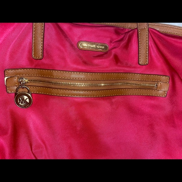 Michael Kors Pink Nylon Leather Large Tote Bag - Picture 2 of 13
